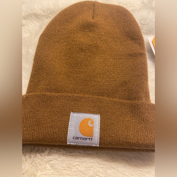Carhartt Accessories - NWT! Carhartt adult acrylic original beanie in brown
